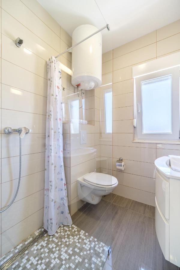Villa Zdenka Milna  Kültér fotó